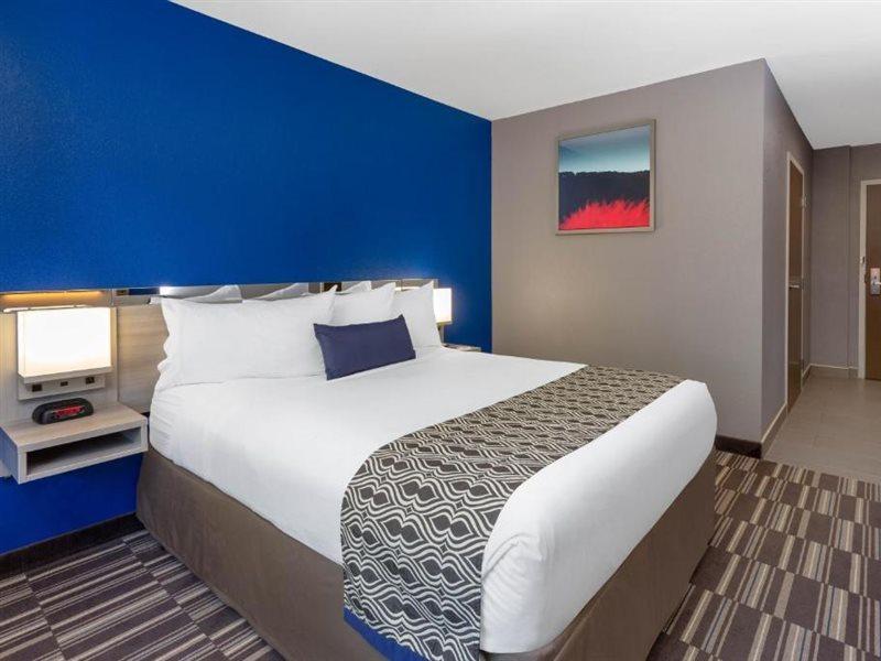 Microtel Inn & Suites By Wyndham Bethel/Danbury Exterior foto